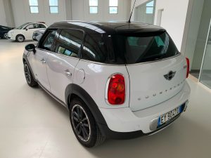 MINI Cooper Countryman D ALL4 Automatica